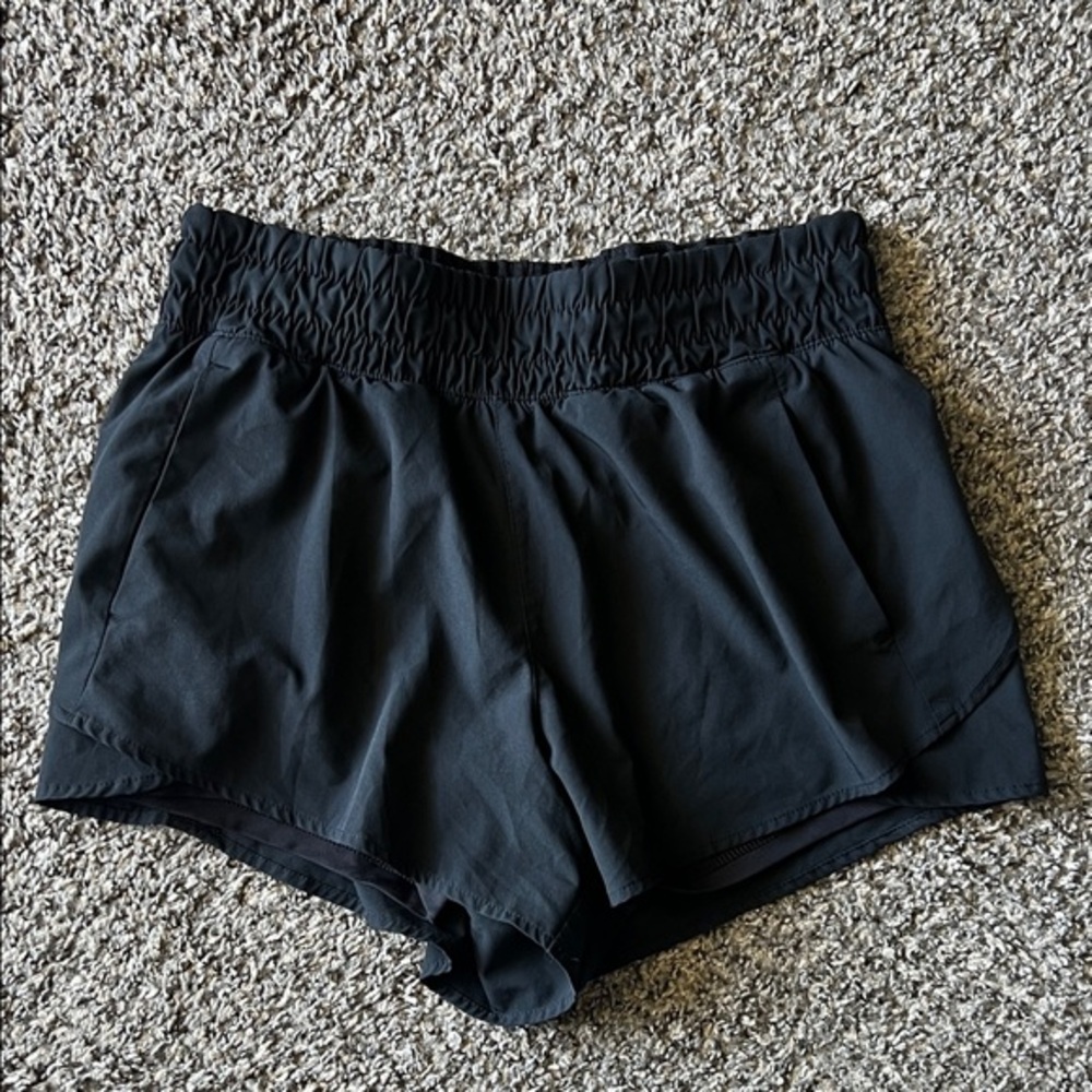 Avia Black Women's Lined Athletic Shorts Medium